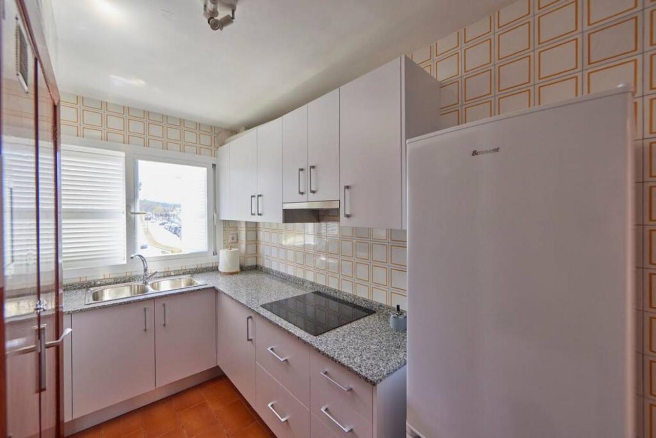 Apartment Nura 3 *