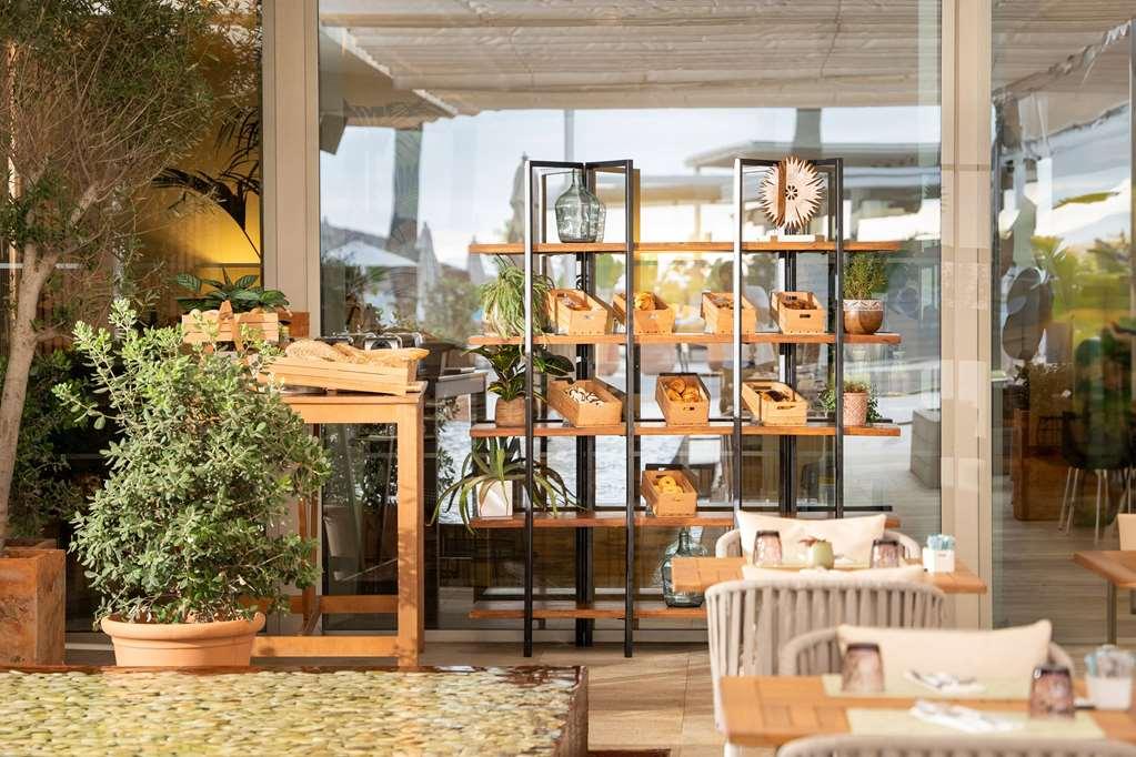 Melia South 4*