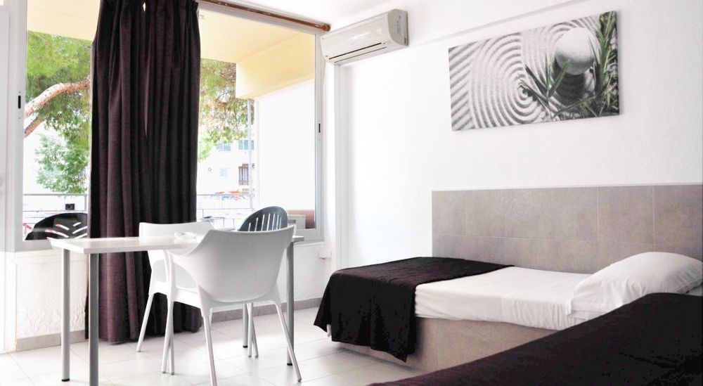 Hotel Apts. Kensington Magaluf (Mallorca)