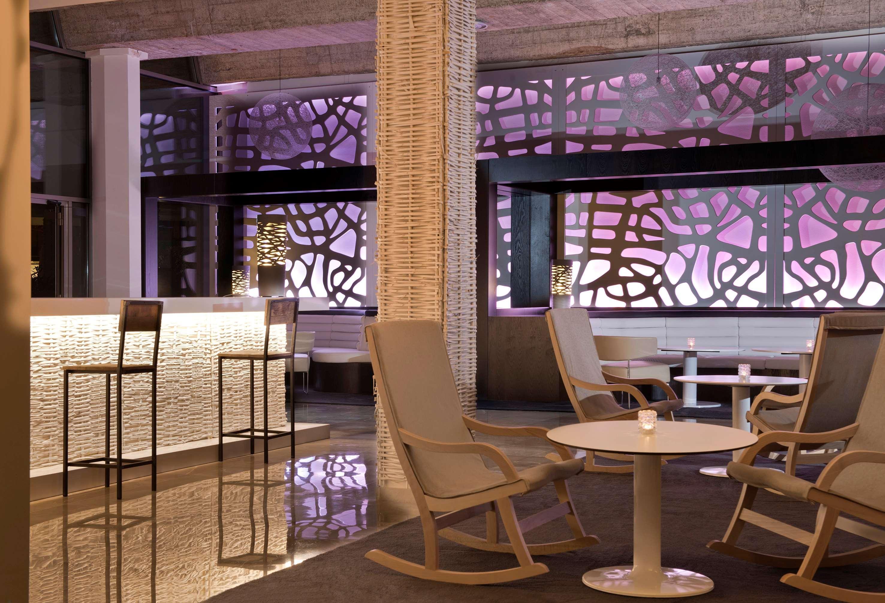 Melia South Khách sạn 4*