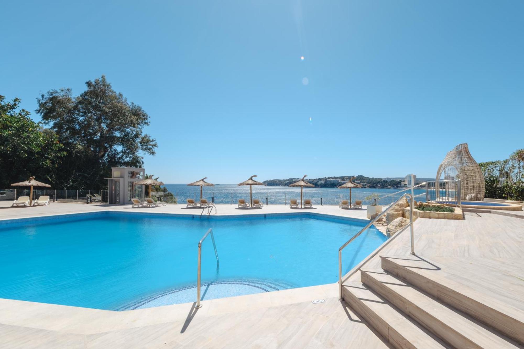 Khách sạn Bahia Principe Sunlight Coral Playa - Adults Only 4*