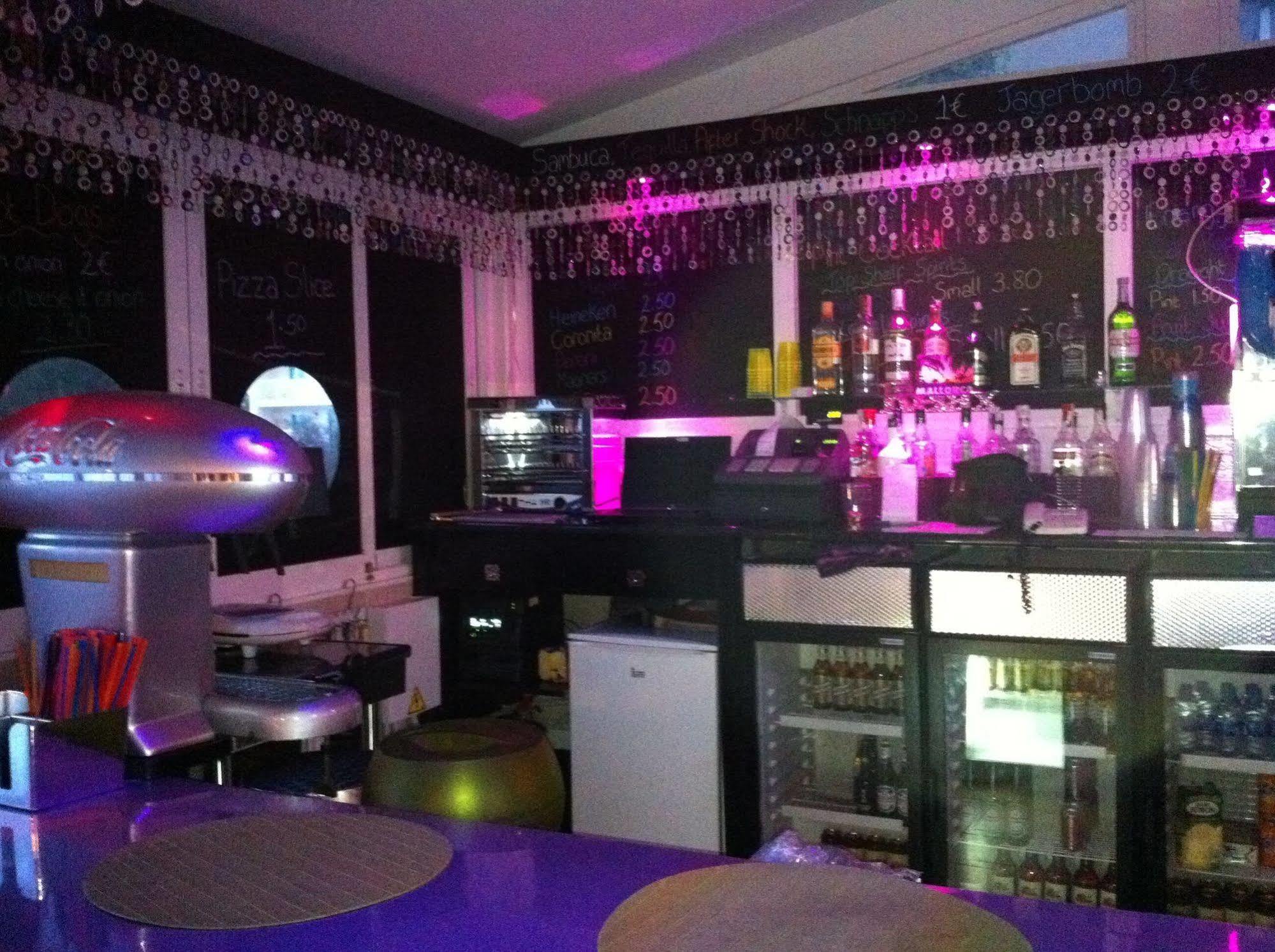 Hotel Coco
