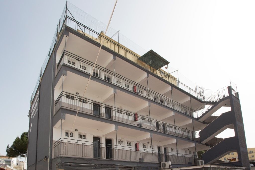 Apts. Kensington 2* Magaluf (Mallorca)